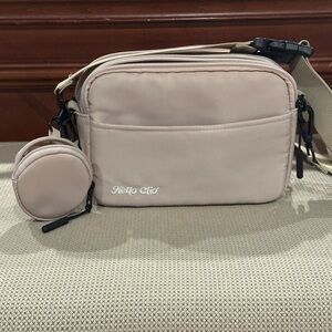 TikTok famous Hello Clio Kindle Belt Bag! Gently Used Condition